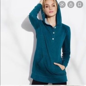 cabi #3321 No Sweat Hoodie - Size Medium